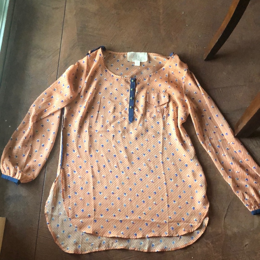 Flowy blouse